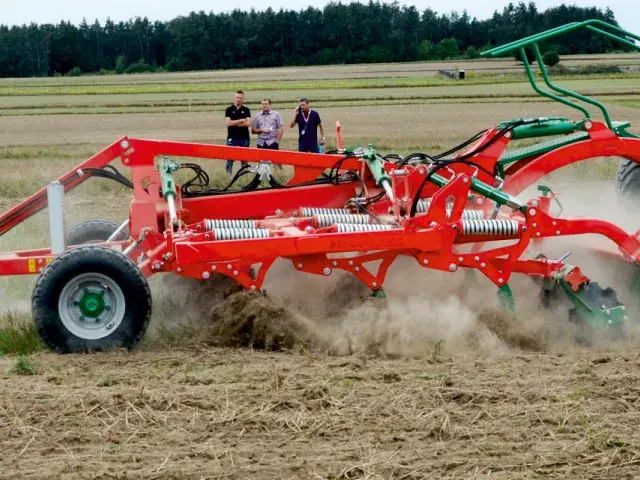 Культиватор стерневой AgroMASZ RUNNER 