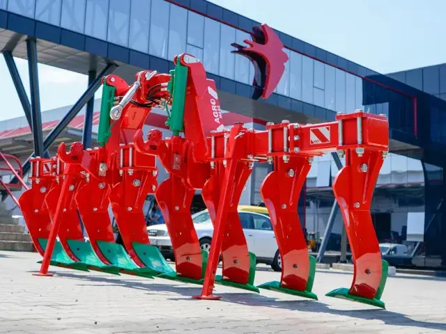 Глубокорыхлитель AgroMASZ DURO_I 