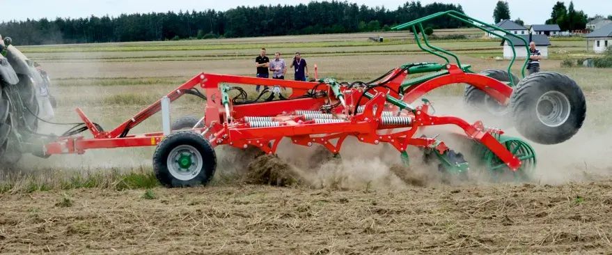 Культиватор стерневой AgroMASZ RUNNER 