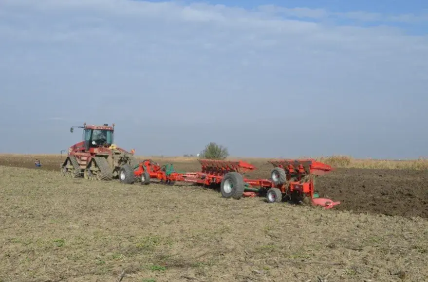 Оборотный плуг ArcoAgro NP On-Land