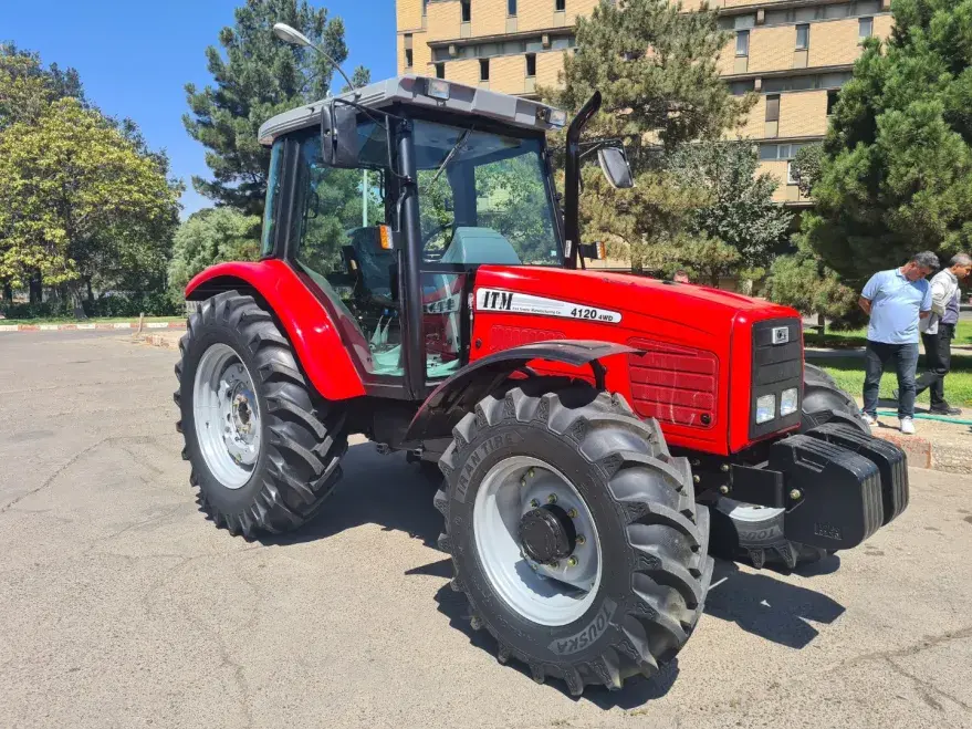 Трактор ITM 4120 4WD
