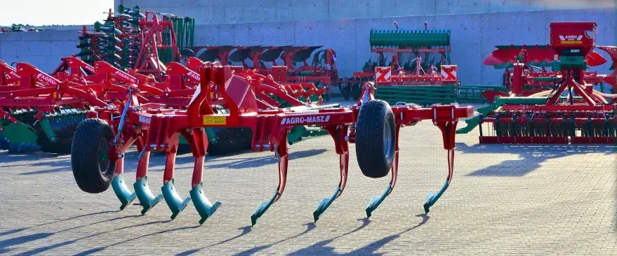 Глубокорыхлитель AgroMASZ DURO_V 