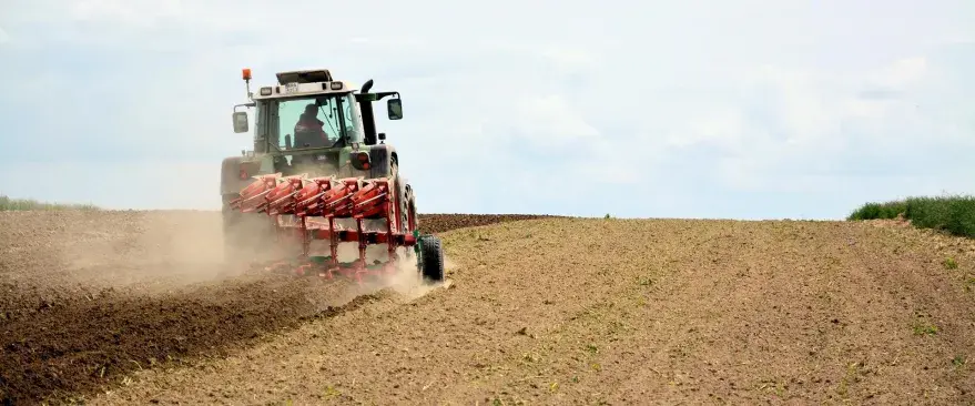 Плуг оборотный с полуавтоматической защитой AgroMASZ POP 