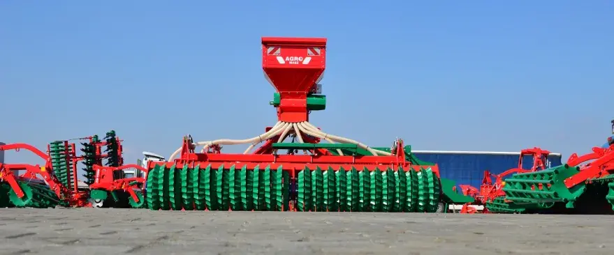 Сеялка пневматическая AgroMASZ GRASS 300 