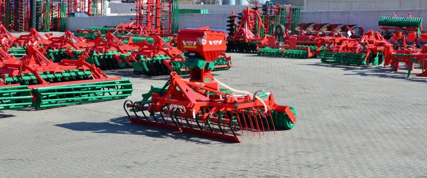 Сеялка пневматическая AgroMASZ GRASS 300 