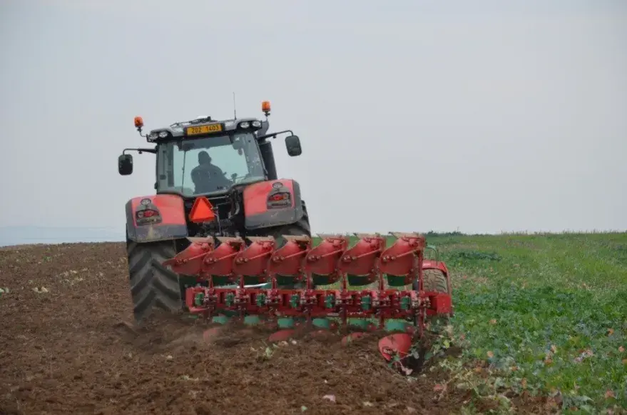 Оборотный плуг ArcoAgro 180 Spring