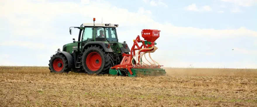 Подсеиватель трав, пневматический AgroMASZ SP