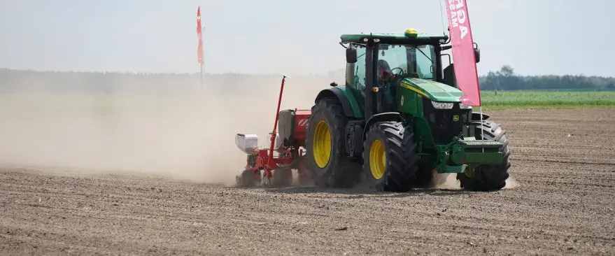 Сеялка точного высева AgroMASZ FALCON 